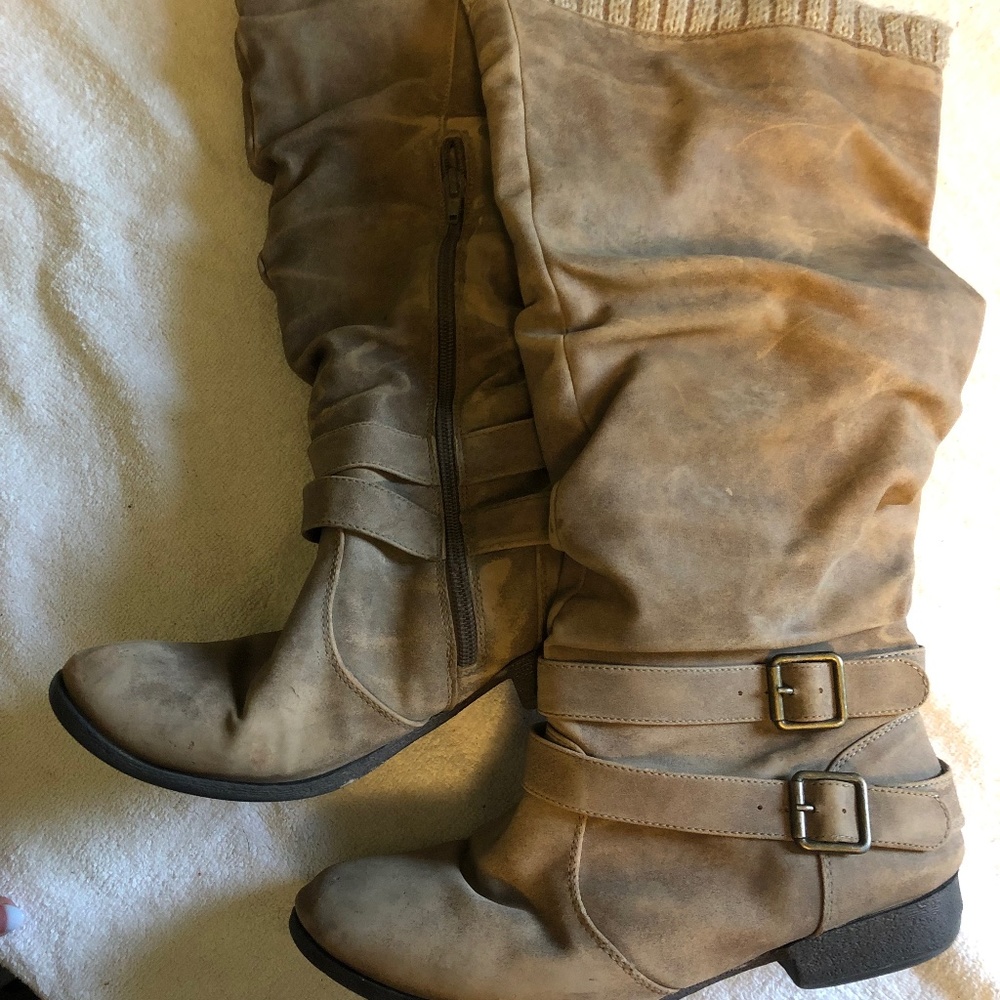 Womens tall boots size 7